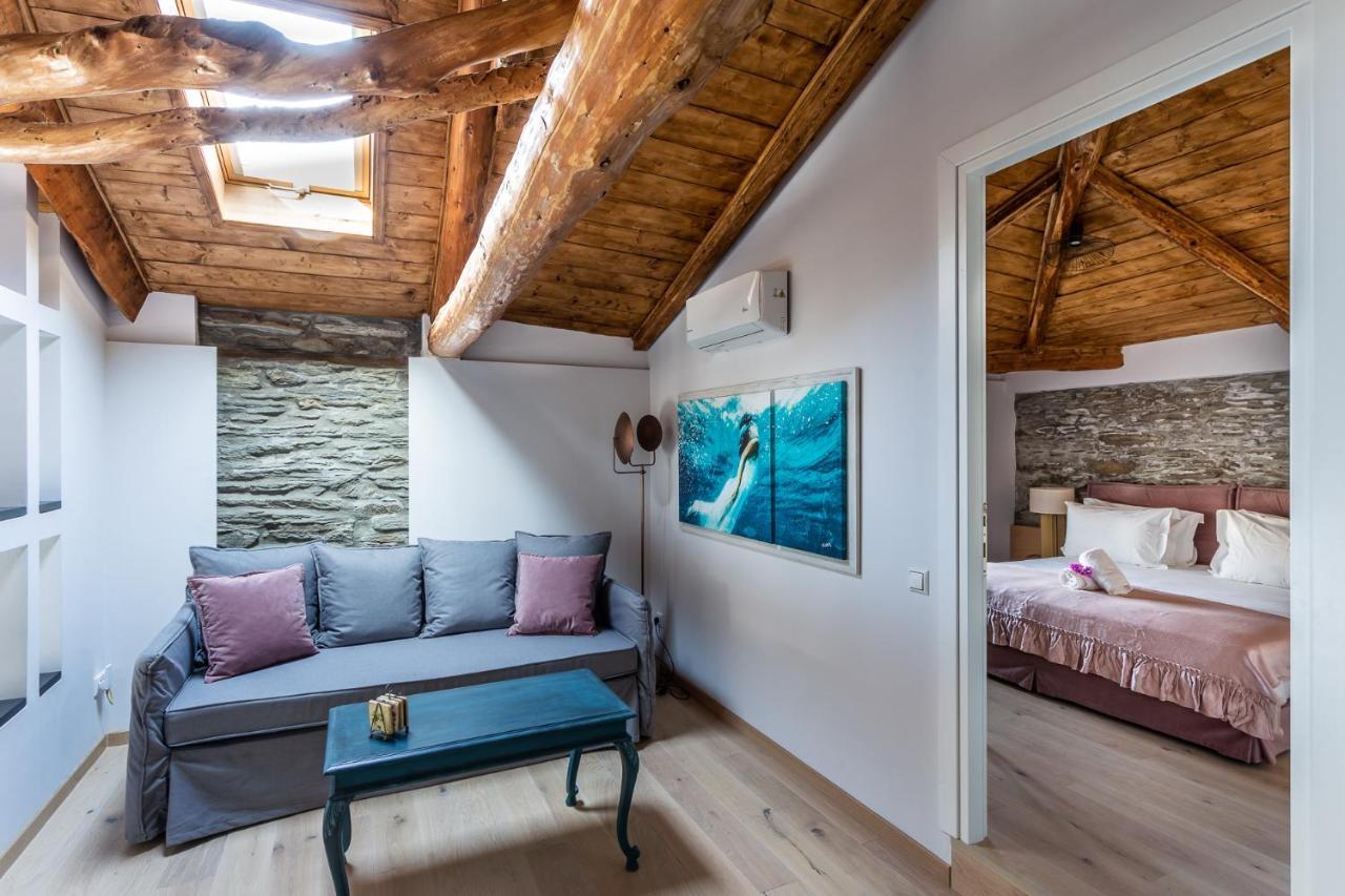 Camara Suites Andros Town Ngoại thất bức ảnh