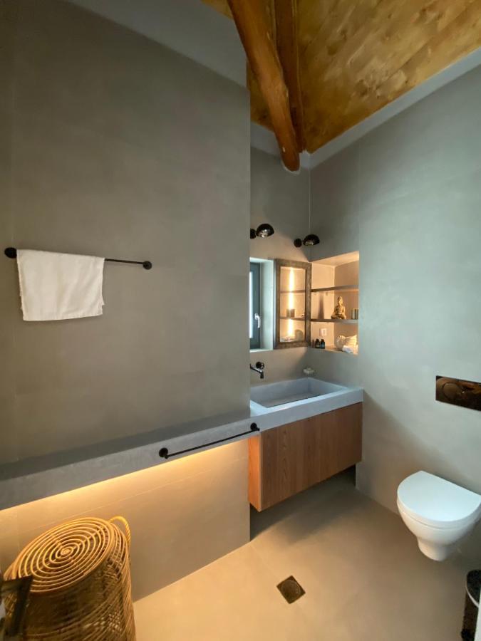 Camara Suites Andros Town Ngoại thất bức ảnh