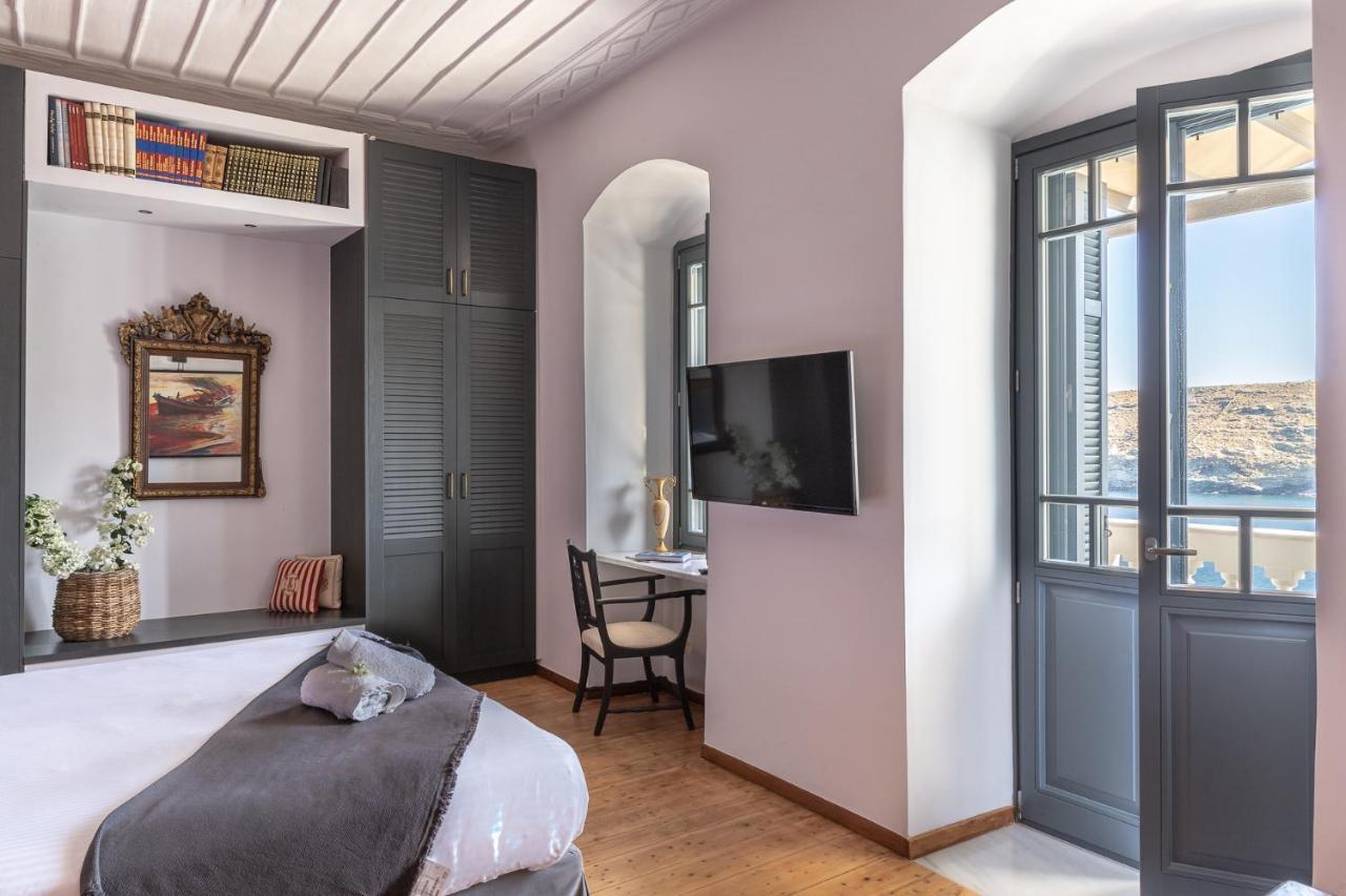 Camara Suites Andros Town Ngoại thất bức ảnh