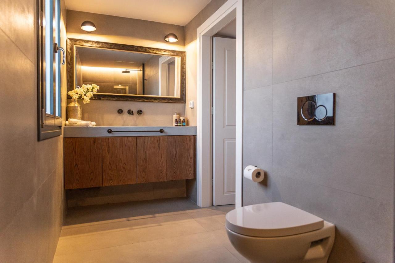 Camara Suites Andros Town Ngoại thất bức ảnh